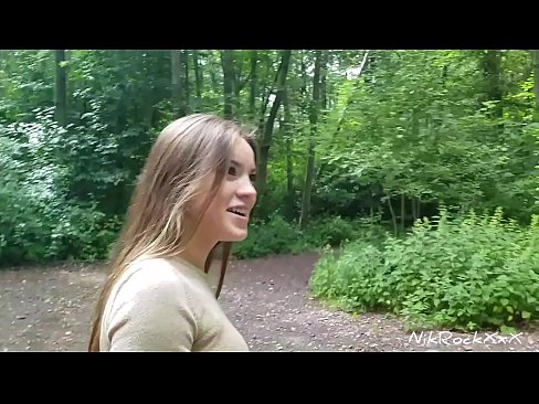 ❤️ Eu sugeri à Evelina que fodêssemos em um lugar público! Ela disse que sim. Então eu a fodi no traseiro e me vim na boca dela. Depois ela se mijou. ❤️ Porno duro em nós ☑
